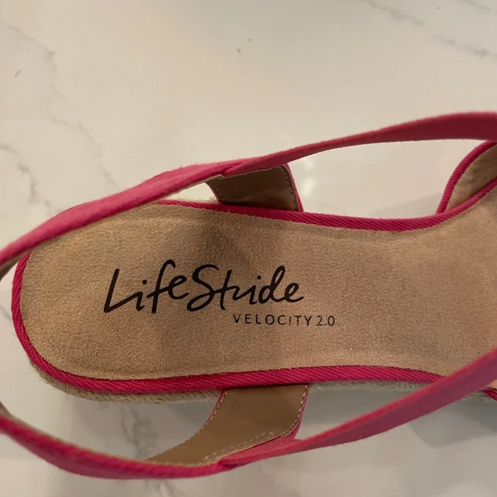 NIB LifeStride Pink Espadrille Wedge Sandals